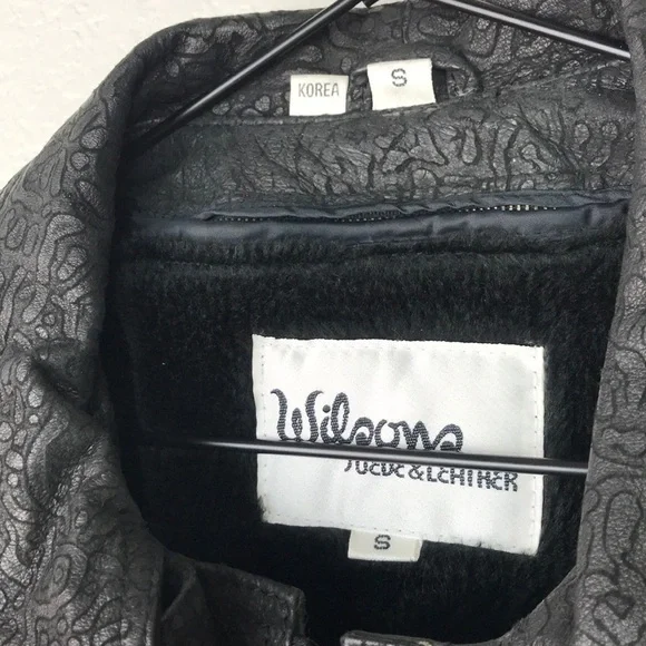 Wilsons Leather - VINTAGE Black Cheetah Print Bomber Jacket - Picture 3 of 14